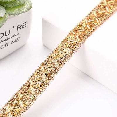 China Environmental Inspection Fancy Chain Band Double Point Rhinestone Crystal Chain Rhinestone for sale