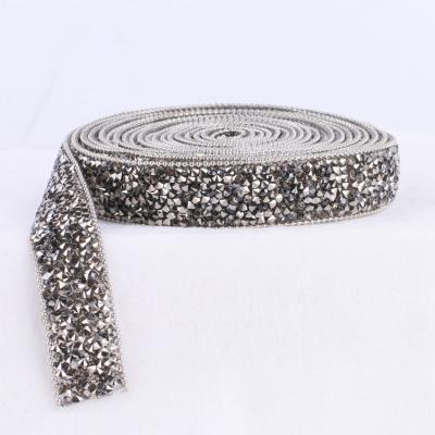 China Environment inspection fancy rhinestone crystal chain joining double point rhinestone waist chain for sale