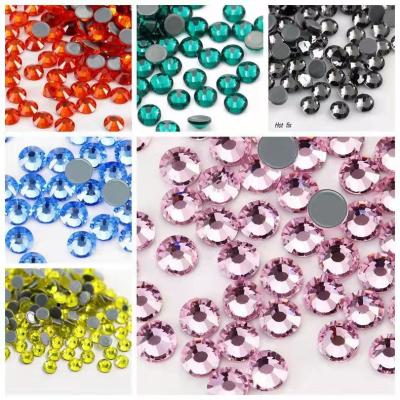 China Flatback Factory Wholesale 5mm Crystal AB Silve Base Rhinestone Non Hot Fix Flatback Rhinestone for sale