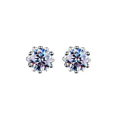 China CLASSIC Luxury 925 sterling silver 1 carat Mossan Diamond earrings Women's Snowflake earrings Classic six claw stud earrings for sale