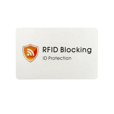 China Waterproof / Waterproof HF 13.56MHz Printable PVC RFID Chip Blocking Card With 0.84mm Thickness for sale