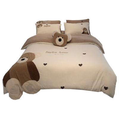 China Nondisposable Kids Lovely Bear Hello Bear Milk Velvet Four-Piece Coral Bedding Sets Home Textile Furniture Articles Bedspread for sale