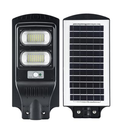 China Custom Outdoor Solar Powered Street Light with 80Ra CRI and 120 Degree Beam Angle for sale