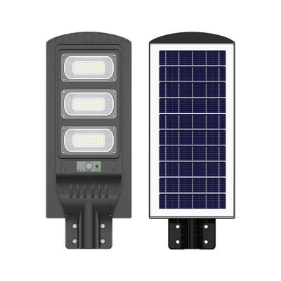 China Alta CRI Ra 80 50w luz solar de calle con IP65 resistente al agua y diseño integrado en venta