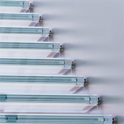 China Staircase Floor Decoration 3-15mm Thickness Anti Slip Satin Acid Etch Laminated Glass for sale