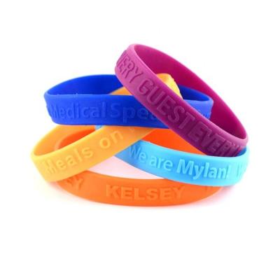 China Global High Quality Colorful Custom Silicone Wristbands Thin Band for sale