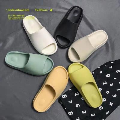 China Trusted manufacturer chinese wholesale unisex yeezy slippers yeezy slippers cushioning with logo can be customized for sale