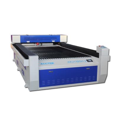 China 200mm/S Water Cooling CO2 Laser Cutting Machine For Hotels, Garment Shops, Building Material Shops for sale