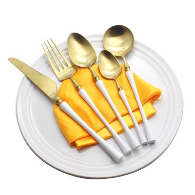 China Newest Design Sustainable Lowest Price S2 Western Food Restaurant Household Brushed Platinum Cutlery for sale