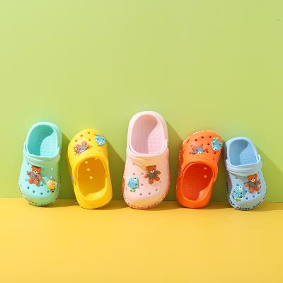 China 2021 Breathable Cute Anti Slip Durable Comfortable Holes Kids Garden Shoes Kids Clamps for sale