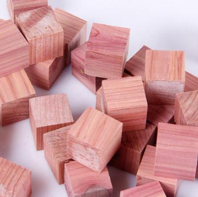 China Viable Hot Wood Audit Cedar Cubes of Red Cedar Accessories for sale