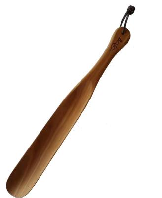 China Custom long travel hotel shoe keeper logo red cedar wooden shoe horn shoe horn for sale