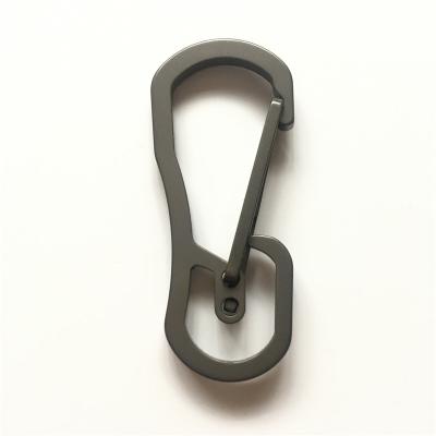 China Retail Industry Vacuum Plated Titanium Black Colored Seahorse Outdoor Unusual Carabiner for sale