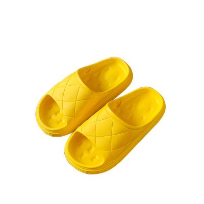 China Jieyang Printed Wholesale Shoes Beach Slippers Simple Children's Slippers Boys And Girls Soft Sandals for sale