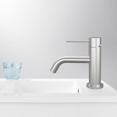 China DALI Manufacturer Modern High Quality 304 Stainless Steel Hot And Cold Wash Basin Faucet for sale