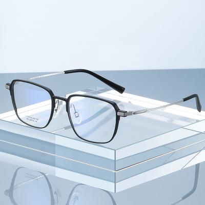 China Bomin Fashionable Optical Frame 2022 Pure Titanium Square Spectacle Frames Glasses Frame Optical Women Glasses for sale