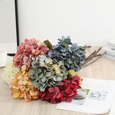 China Fashional Artificial Flower Oil Painting Hydrangea Wedding Hall Ball Chrysanthemum Flower Arrangement Hotel Decoration Fake Flowers for sale