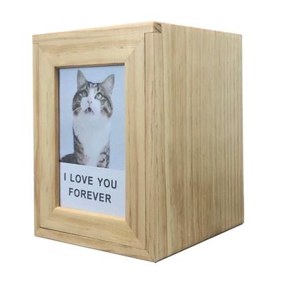 China Free Sample Viable Pet Cremation Boxes Custom Made Medium Size Pet Casket Sturdy Wooden Pet Urn for sale