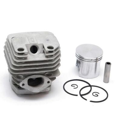 China 5200 chainsaw cylinder kit parts for 52cc 5200 chainsaw for sale