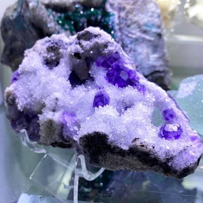 China Europe Natural Mineral Rough Stone Crystal Ore Energy Stone Fluorite for Healing Ornaments for sale