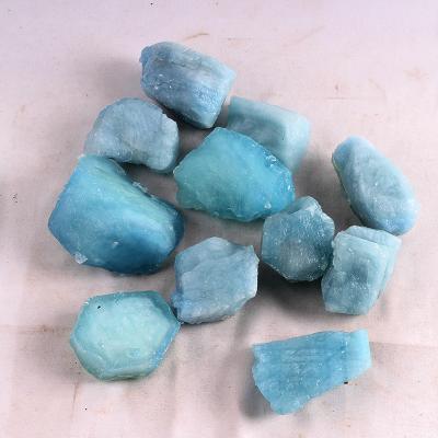 China High Quality Raw Blue Green Raw Mineral Gemstone Europe Nature Crystal Stone Samples For Healing for sale