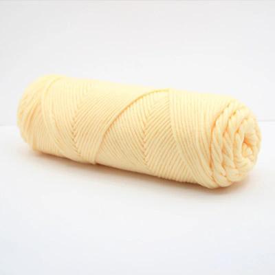 China Dyed Anti-Static Crochet Long Staple Knitted Cotton Blended Fabric Yarns 100g/roll Wholesale 8ply Hand Knitting Milk Cotton Yarns for sale