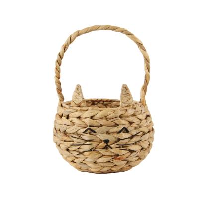 China New-fashion natural water hyacinth with handle flower basket candy fruit storage basket for sale