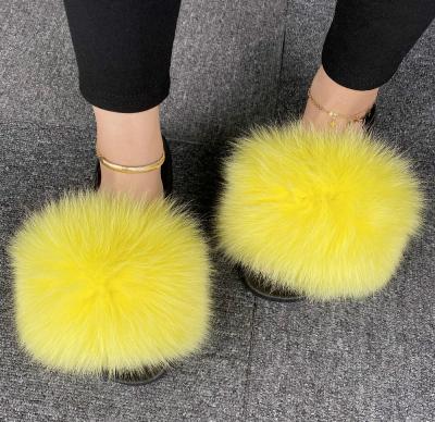 China Newest Trend 2022 Fashion High Quality Flat Fashionable Fluffy Flat Sandals Outdoor Eva Winter Fur Women Slides Slippers for sale