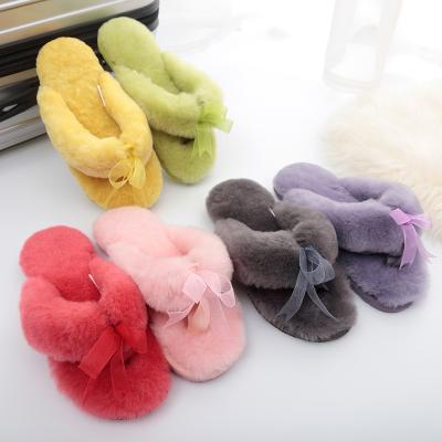 China New Style Fashion Trend Women's Winter Slippers Fuzzy Flip Flops Slippers Fashionable Warm Indoor Fur Slippers For Women for sale