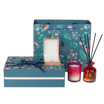 중국 100ml Reed Diffuser 촛불 세트 선물 상자 850g 총 무게 에센셜 오일 및 소야 바삭 판매용