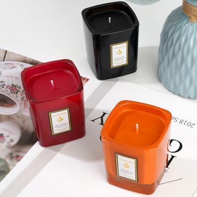 China Private Label Square Glass Jar Scented Candle Handmade with 48 Hours Burning Time zu verkaufen