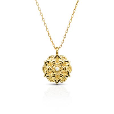 China Chris April Simple Design Trendy Gold Plated 925 Flower Silver Zircon Pendant Necklaces For Women for sale