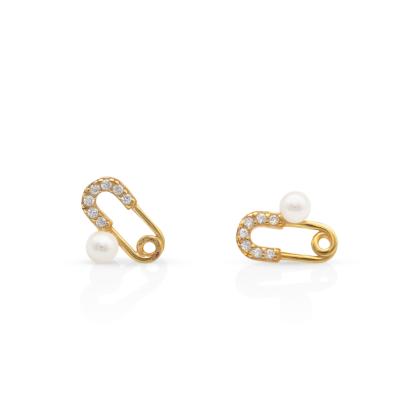 China Chris April FASHIONABLE Jewelry Current Fine Gold Plated 925 Sterling Silver Pin Stud Earring With Shell Pearl for sale