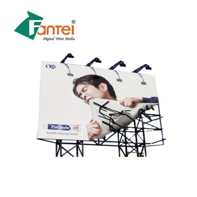 China De Openlucht Vinylbanner Frontlit Met een laag bedekte 12oz van glanzend en Matte Blank-pvc Te koop