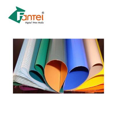 China Flame Retardant PVC Coated Tarpaulin Material 580gsm 18OZ for sale