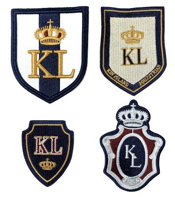 China Handmade Custom Embroidery Patch Iron On Patches For Clothing for sale