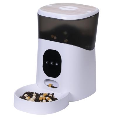 China Tuya Automatic Feeding Pet Machine Wholesale 5L Smart Auto Driver Smart Auto Voice Recorder Life Connection WiFi Smart Pet Driver for sale