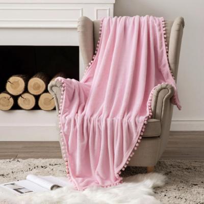 China Anti-pilling Blanket Customized Arabic New Design Flannel Fleece Blanket for sale