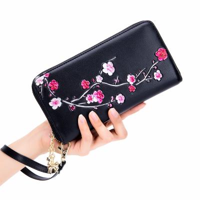 China 2021 Waterproof New Design Painted Long Large Capacity Credit Card Wallet RFID Genuine Leather Card Holder for sale