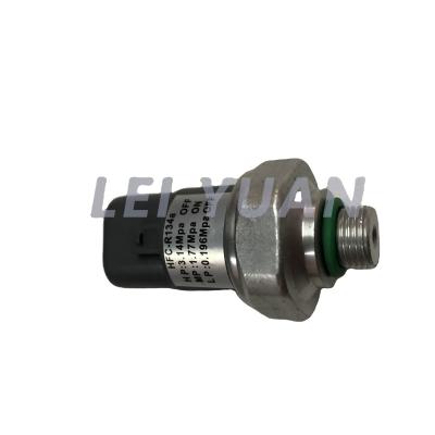 China Auto AC Air Compreeeor Pressure Switch 4 Terminal 1.1mm 3*3.5*5cm for sale