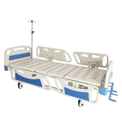 China Manual Hospital Bed 3 Cranks Triple Bunk Hospital Beds for sale