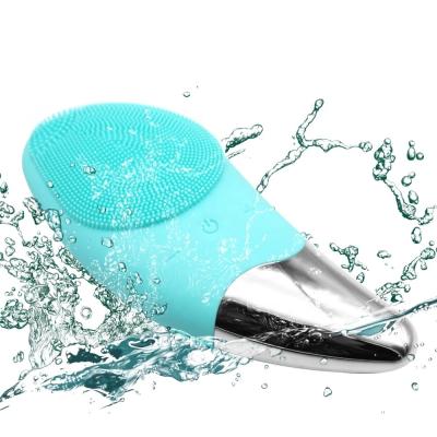 China Pore ​​DEEP CLEANING Electric Portable Detergent With Soft Silicone Hair Wash Brush for sale