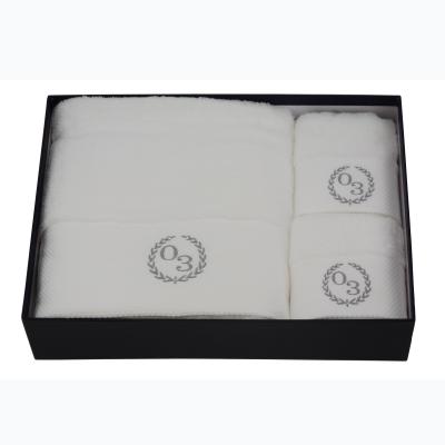 China Wholesale Luxury White 100% Cotton Water Absorbing Towel Set With Embroidery For Gift for sale