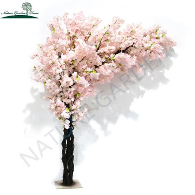 China Real Touch Wholesale Pink Arch Cherry Tree 2 Fake Meter Indoor Wedding Decoration Artificial Cherry Blossom Tree for sale