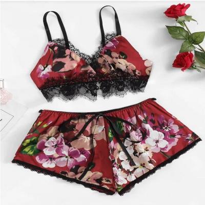 China New QUICK DRY Pajamas Adjusting Short Nightwear Nightwear Satin Lace Bra Rope Strap Women Nightgowns Set for sale