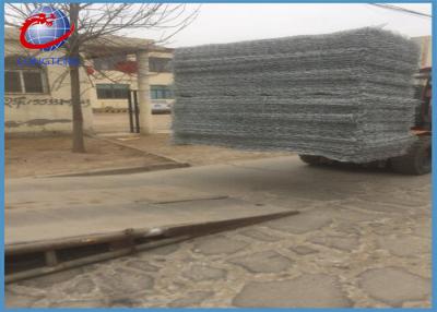 China 3.05 / 3.8mm Professional Hexagonal Gabion Box Low Carbon Steel Wire Material for sale