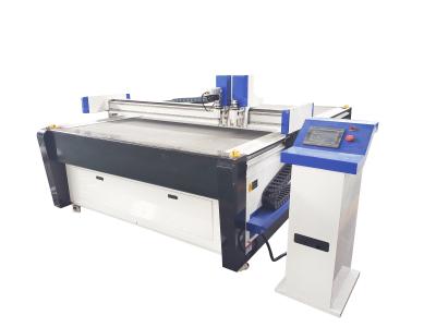 China Jinan Cnc 1530 Plasmaschneidmaschine Edelstahl Kohlenstoffmetall zu verkaufen