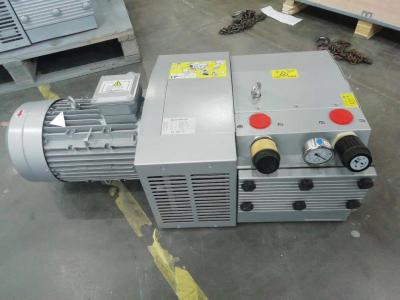 China 250 trockene Dreh-Vane Vacuum Pump 380V 3 Phase 5.5kw Oilless mit Rahmen zu verkaufen