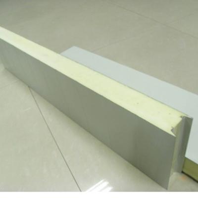 China 950MM PU Polyurethane Foam Sandwich Wall Panel for sale