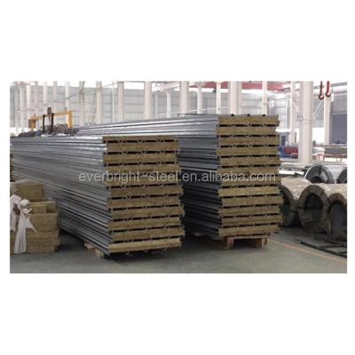 China 950MM Fireproof Rock Wool House Sandwich Panel Prefab House Roof Panels for sale